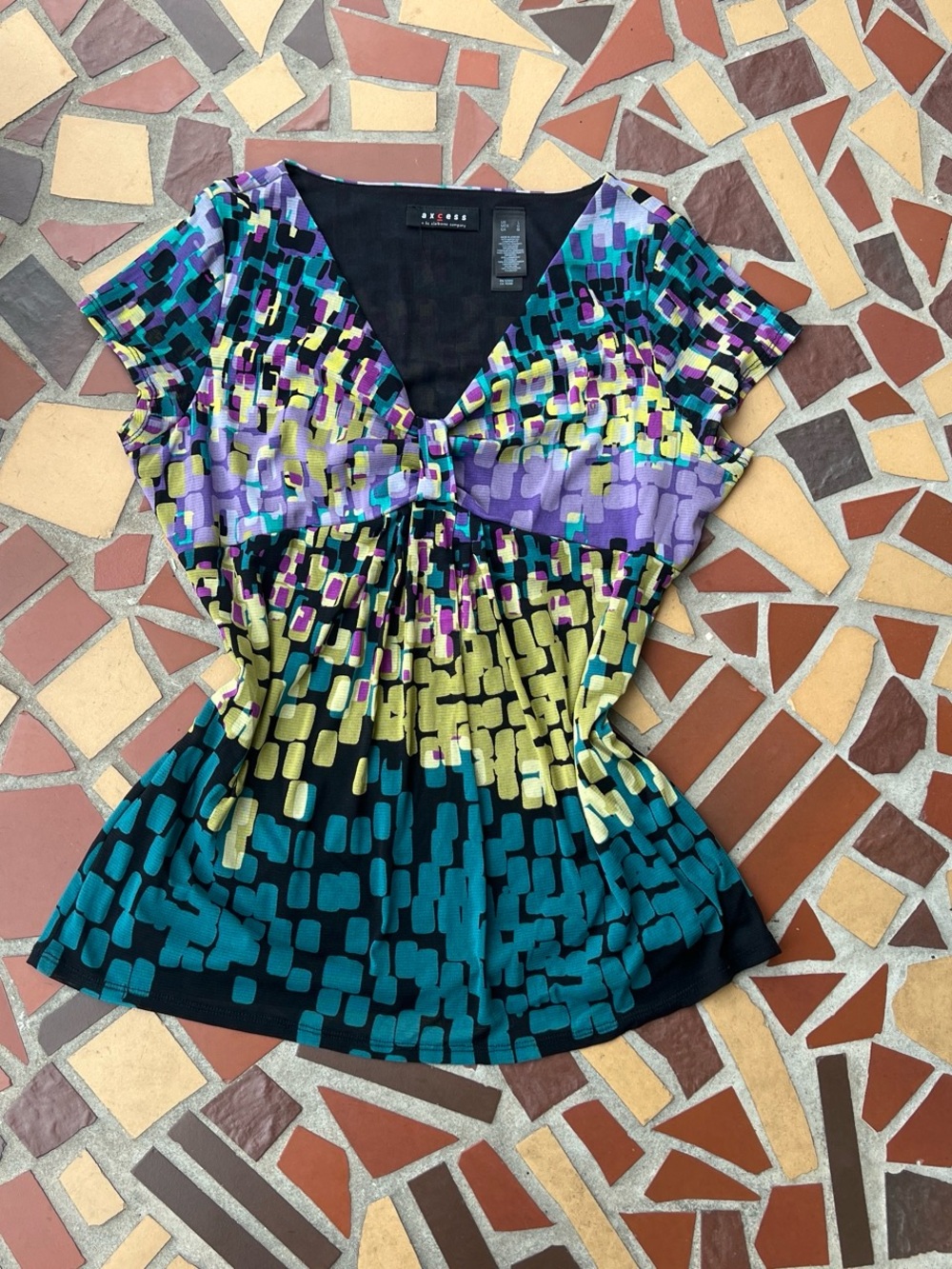Y2K Axcess Multicolor Geometric V-Neck Babydoll Top